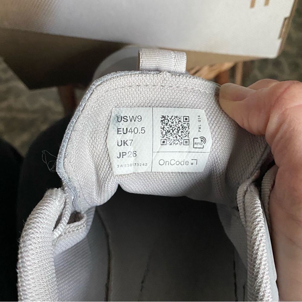 On Cloud Cloudnova Form 2 Running Gray Sneakers W… - image 5